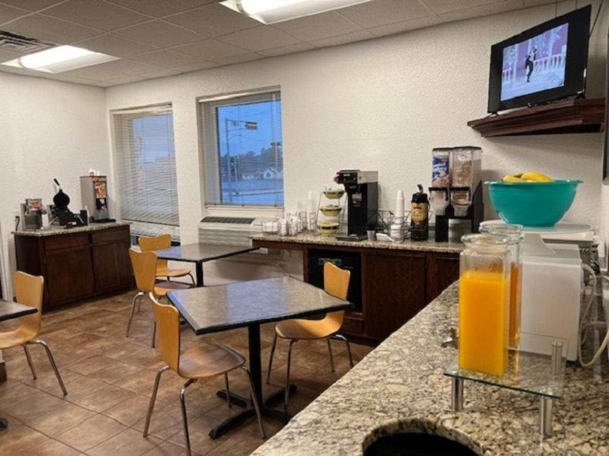 Posh Inn & Suites Wisconsin Rapids Dış mekan fotoğraf