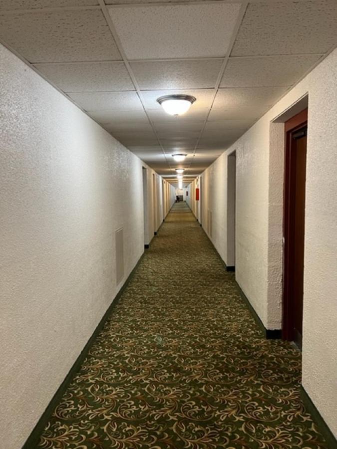 Posh Inn & Suites Wisconsin Rapids Dış mekan fotoğraf