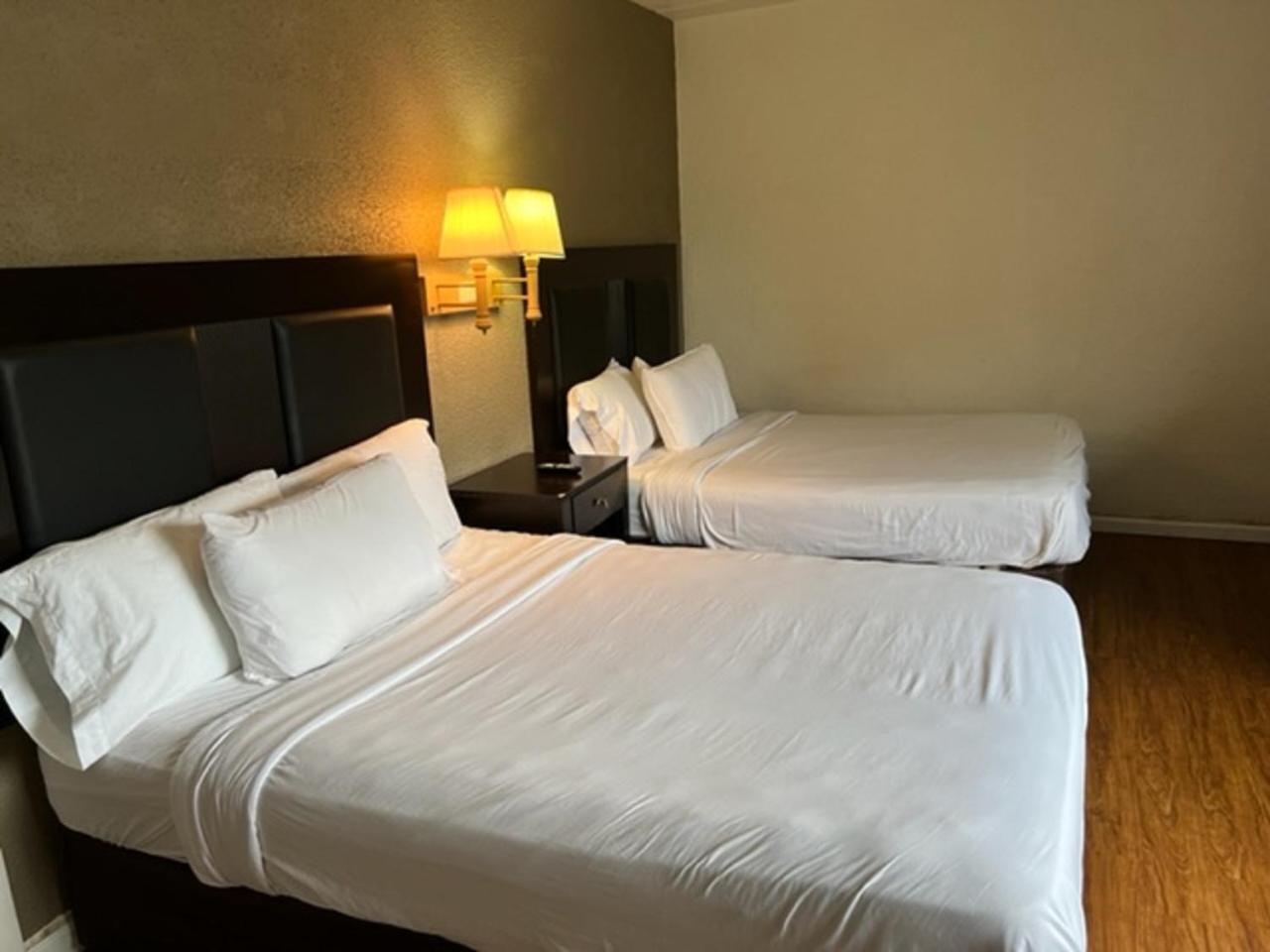 Posh Inn & Suites Wisconsin Rapids Oda fotoğraf